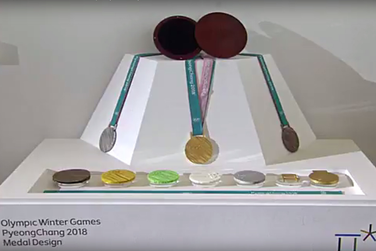 Организаторы Олимпиады-2018 представили медали игр: 